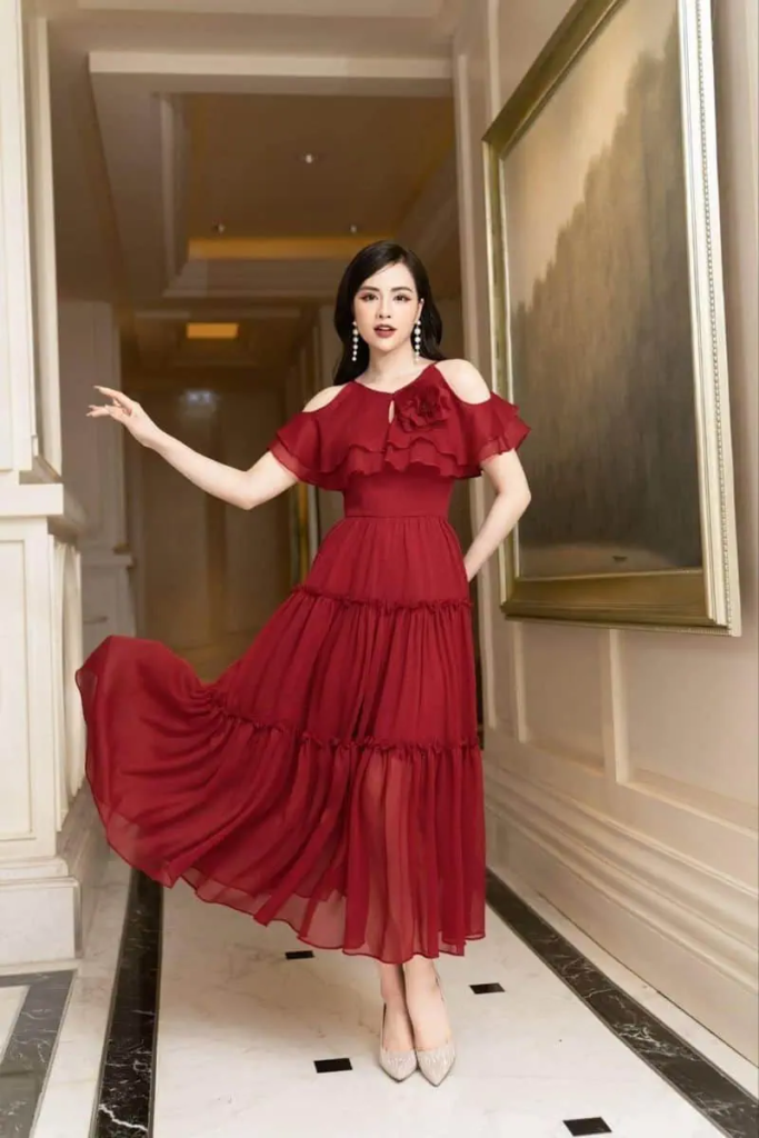 Elegant Red Ruffle Cold-Shoulder Dress