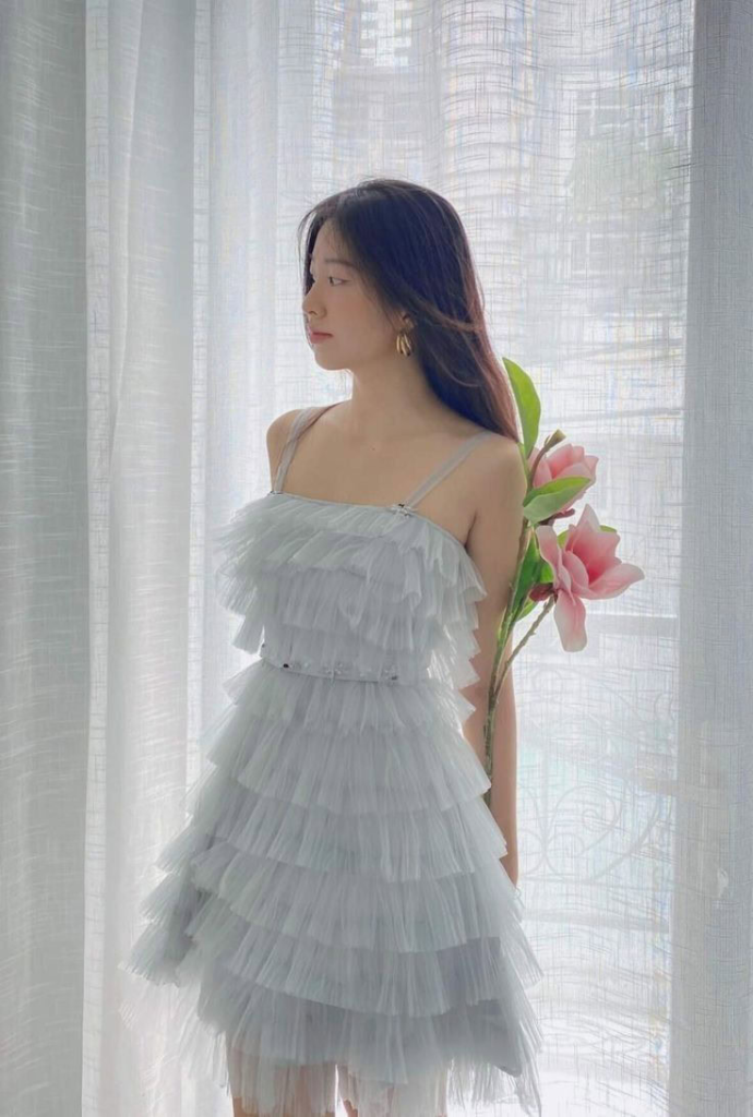 Elegant Tiered Tulle Off-Shoulder Dress