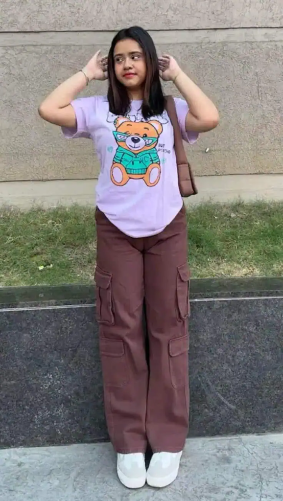 Cute Meets Cool: Graphic Tee And Cargo Pants