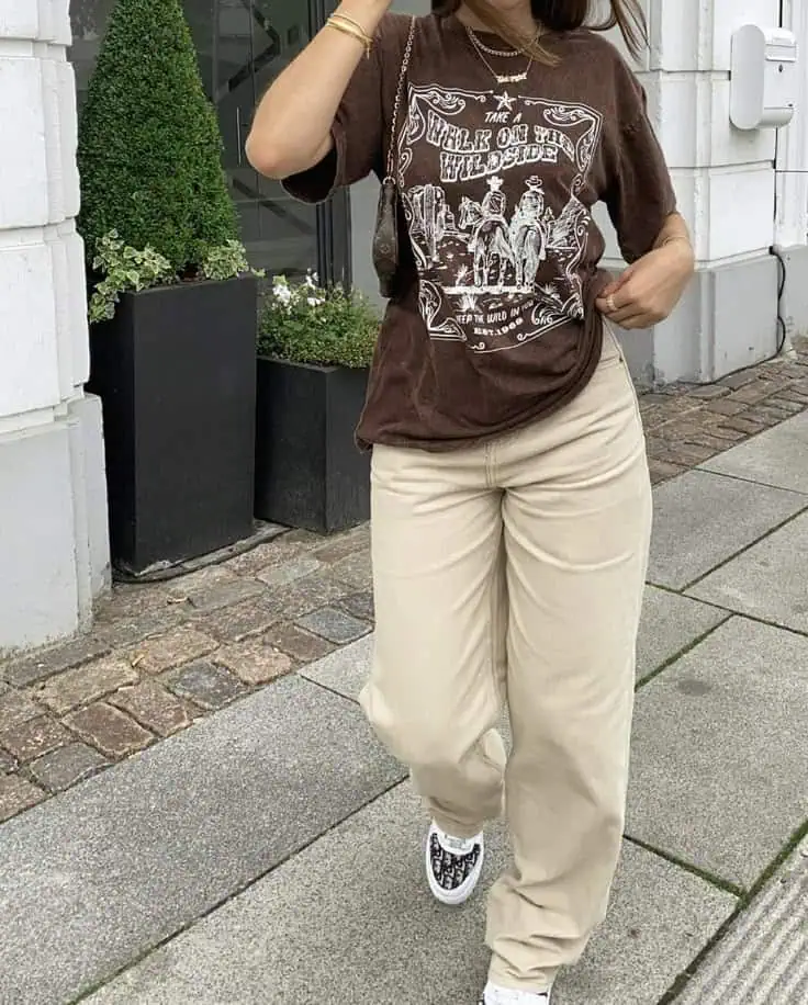 Vintage Tee And Wide-Leg Pants Combo