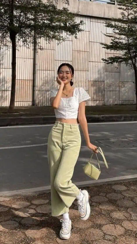 Chic Crop Top And Wide-Leg Pants