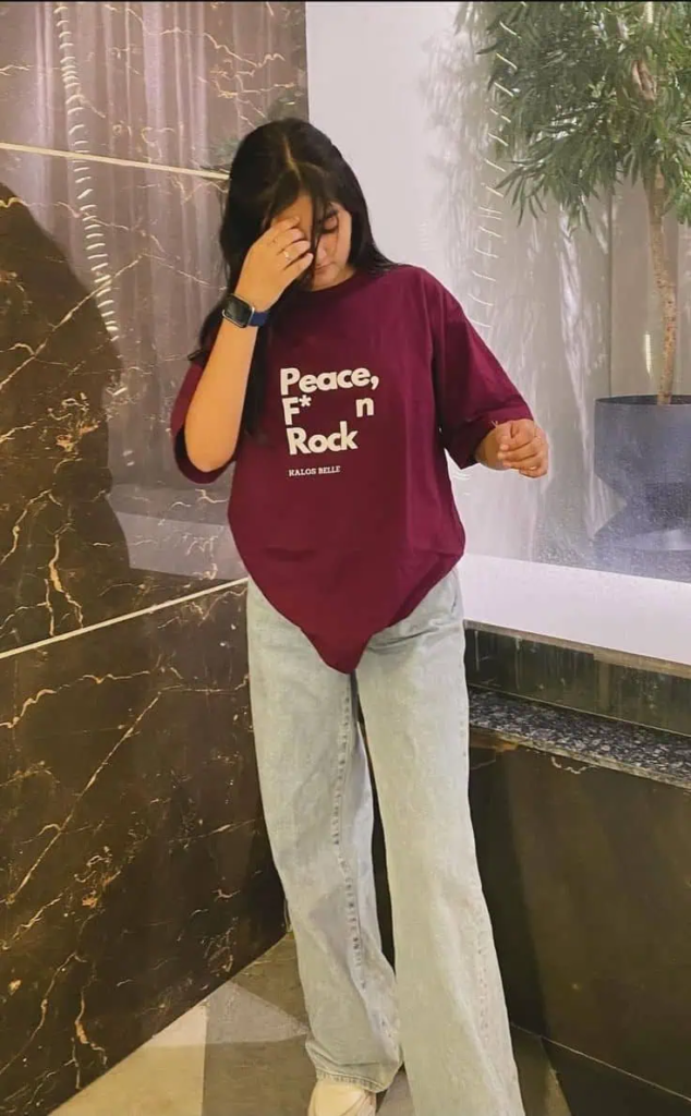 Edgy Graphic Tee And Wide-Leg Jeans