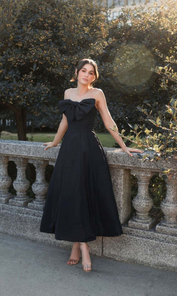 Elegant Bow-Front Midi Dress