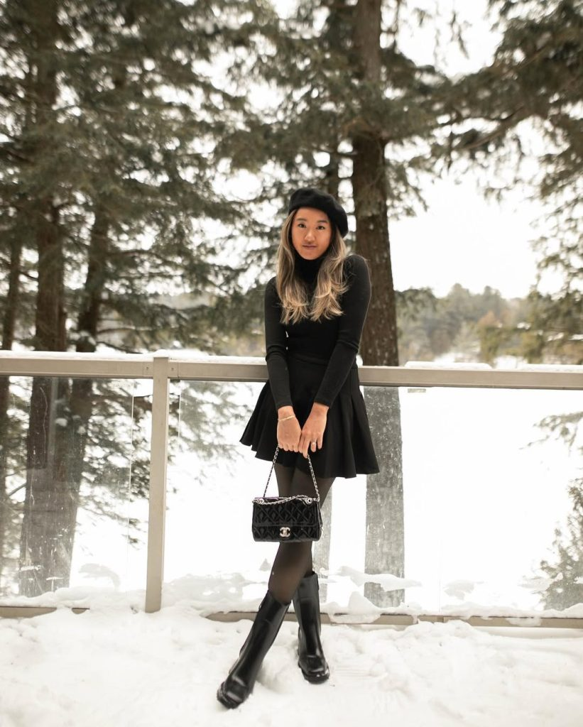 All-Black Skirt and Beret Look