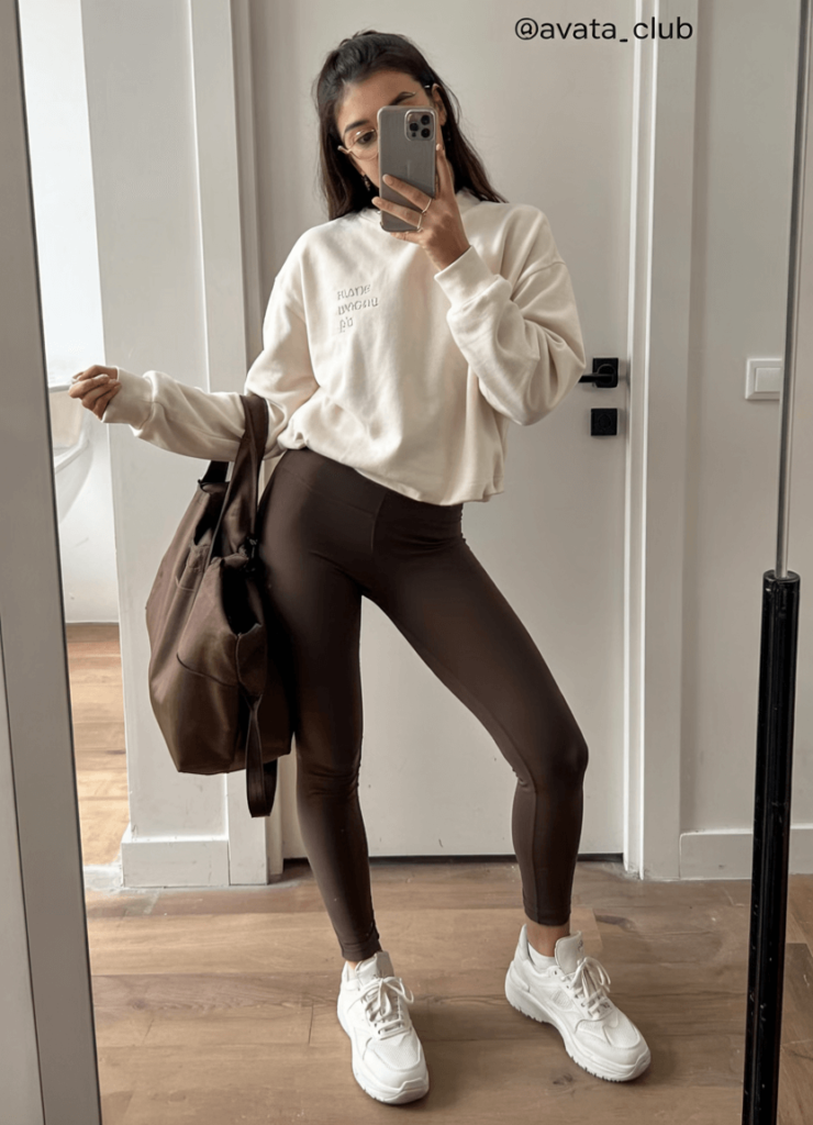 Cream Contrast and Everyday Ease