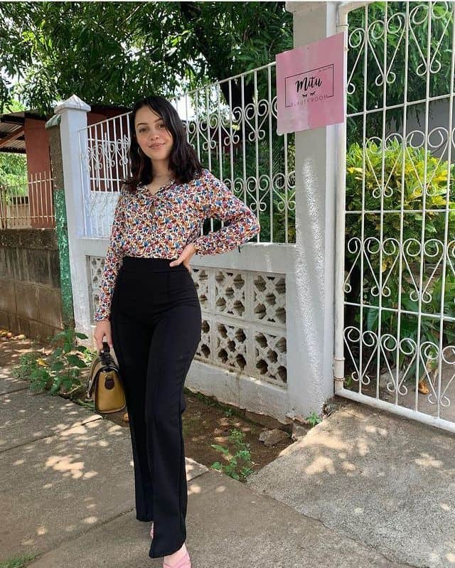 Floral Blouse And Wide-Leg Leggings