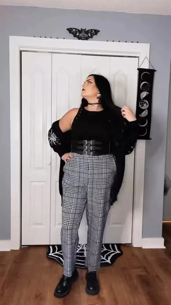 2. Plaid And Corset Chic