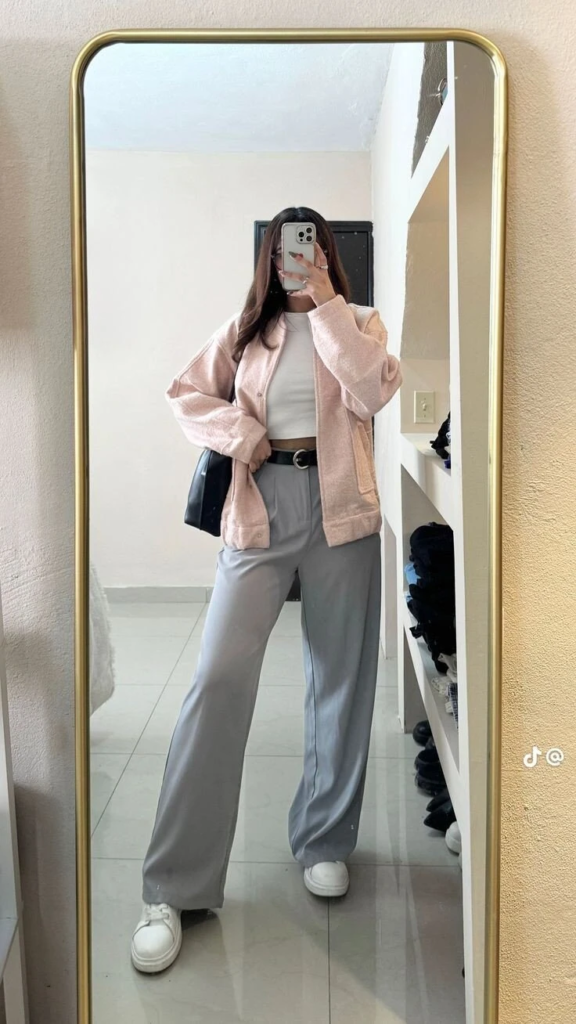 Soft Cardigan With Wide-Leg Trousers