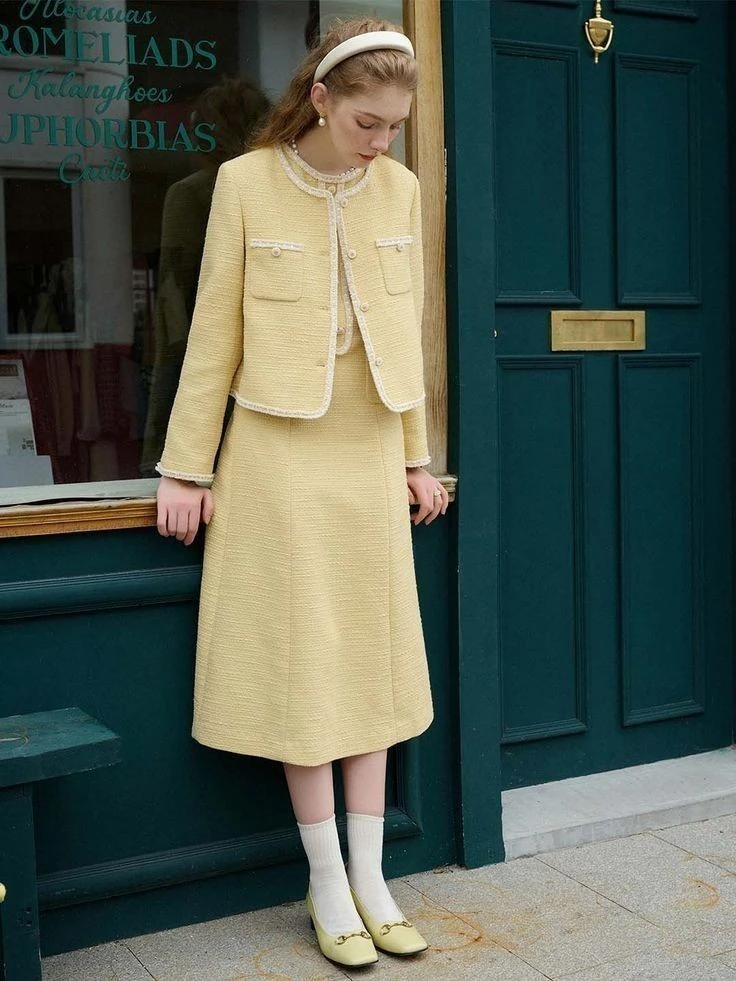 Soft Yellow Tweed Suit With Pearls