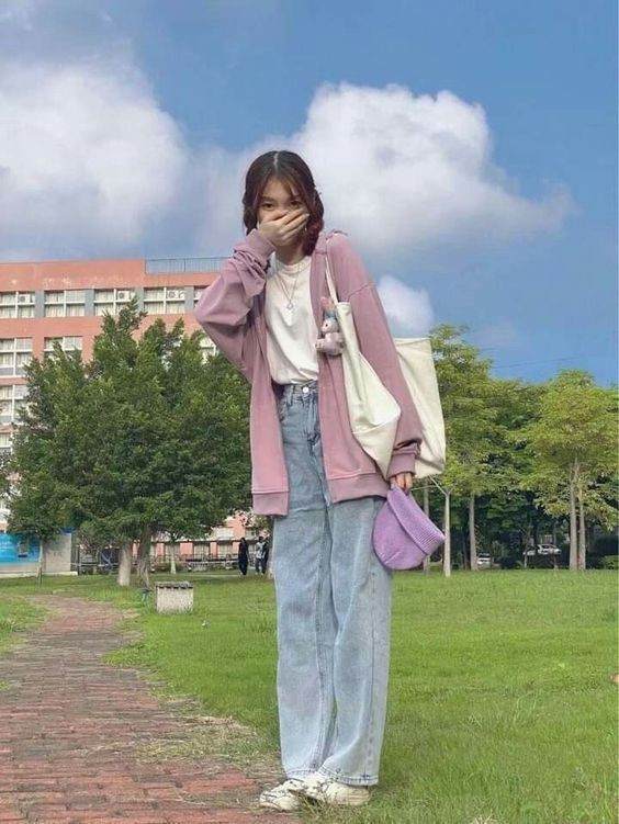 Oversized Comfort Meets Preppy Chic