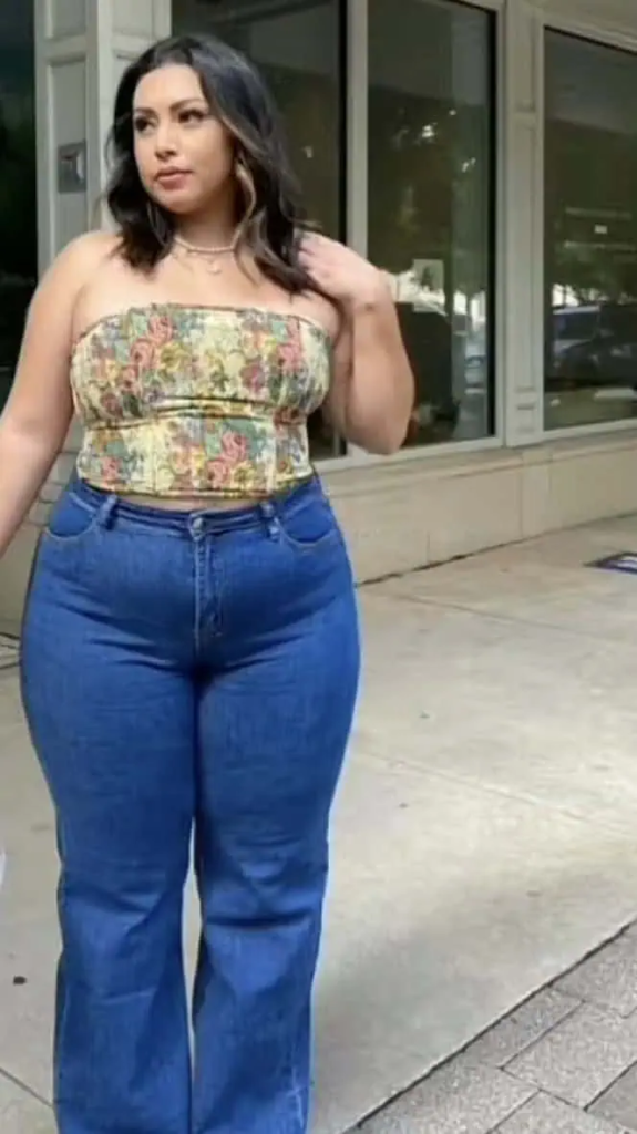 Floral Crop Top with Classic Denim